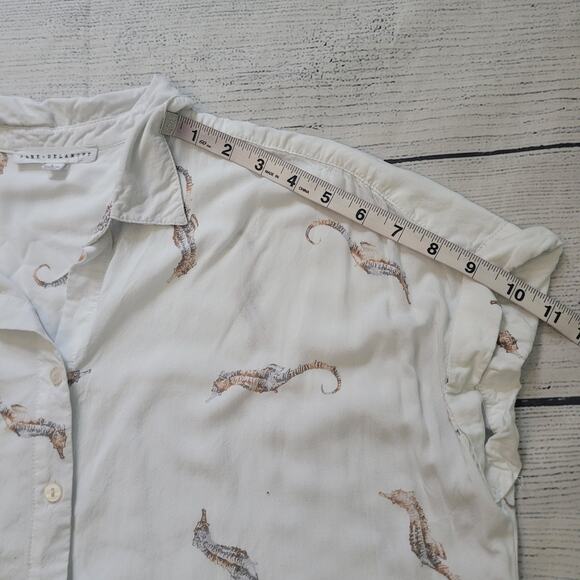 Jane + Delancey Size L Seahorse Button Up Shirt Nautical Lightweight Summer - Picture 7 of 10